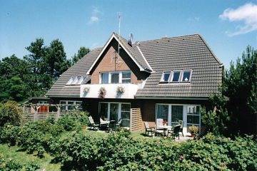 Ferienwohnung für 2 Personen, mit Balkon/Terrasse und Terrasse sowie Garten