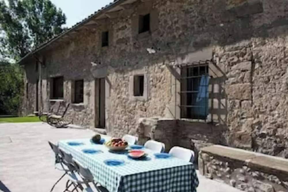 Ferienhaus Mas Quintana de Ciuret für 35 personen in Vidrà, Katalanische Pyrenäen