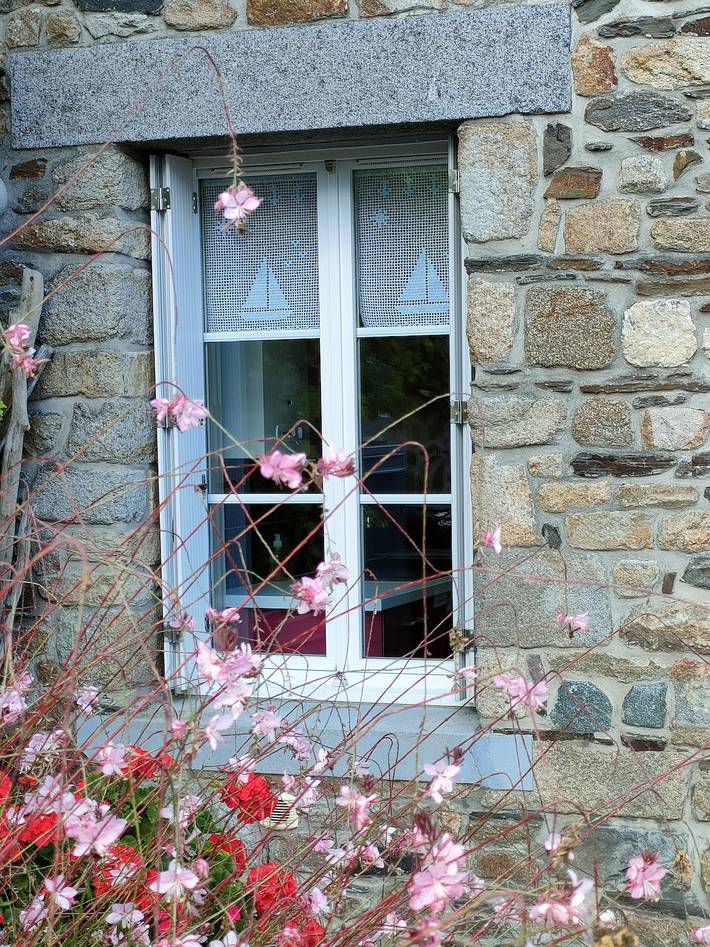 Location de vacances pour 4 personnes, avec terrasse à Le Vivier-sur-Mer - 2
