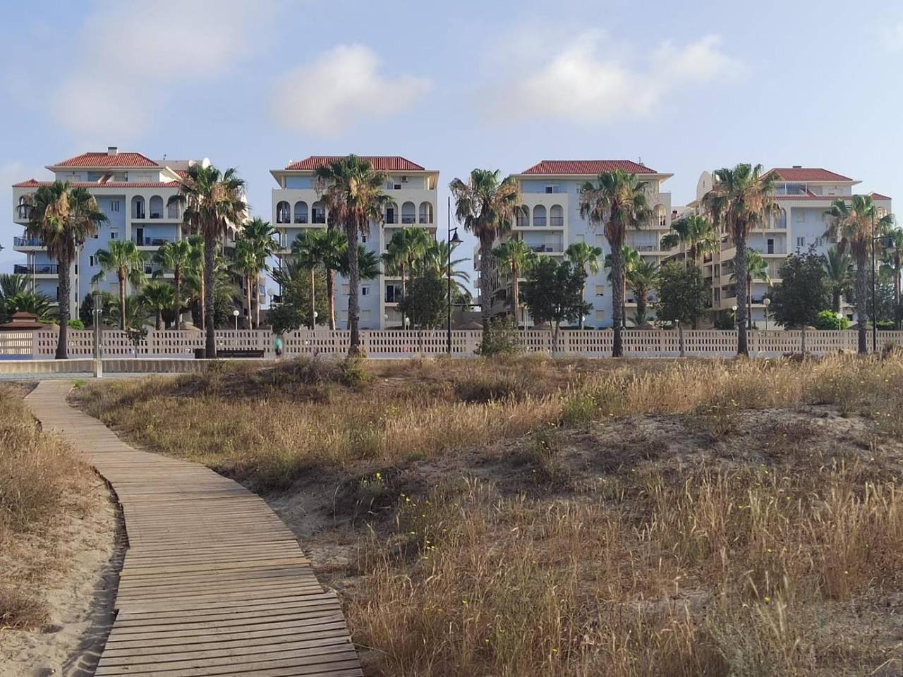 Apartamento entero, 'Apartamento Zen Dreams Almerimar' con vistas al mar, Wi-Fi y aire acondicionado in Marina (Almerimar), El Ejido