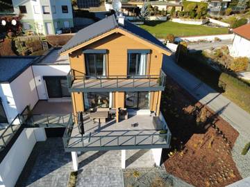 Ferienhaus für 6 Personen, mit Sauna und Garten sowie Seeblick und Terrasse, mit Haustier in Kärnten