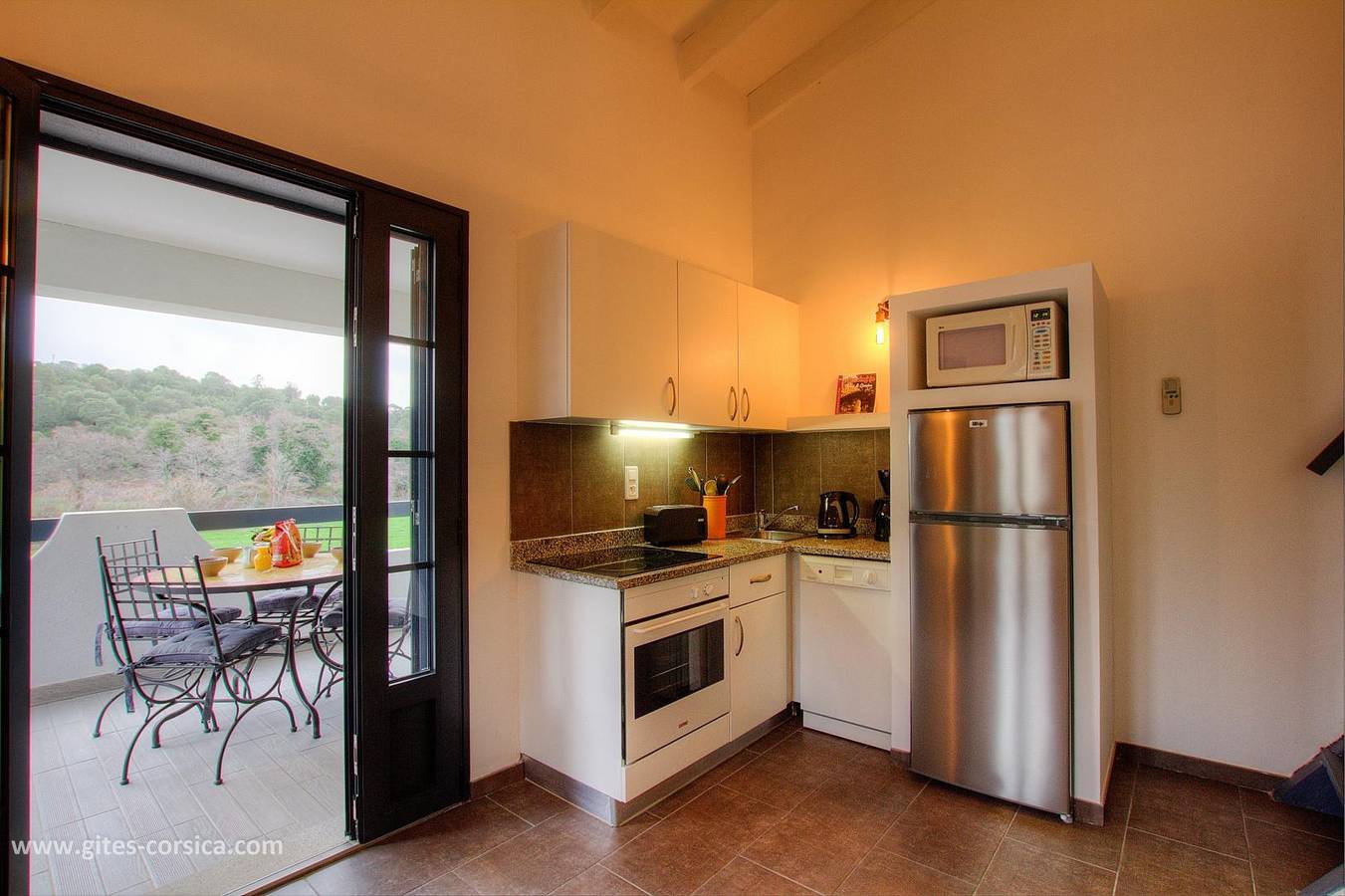 Gîte pour 2 personnes avec terrasse in Serra-di-Ferro, Région d'Ajaccio
