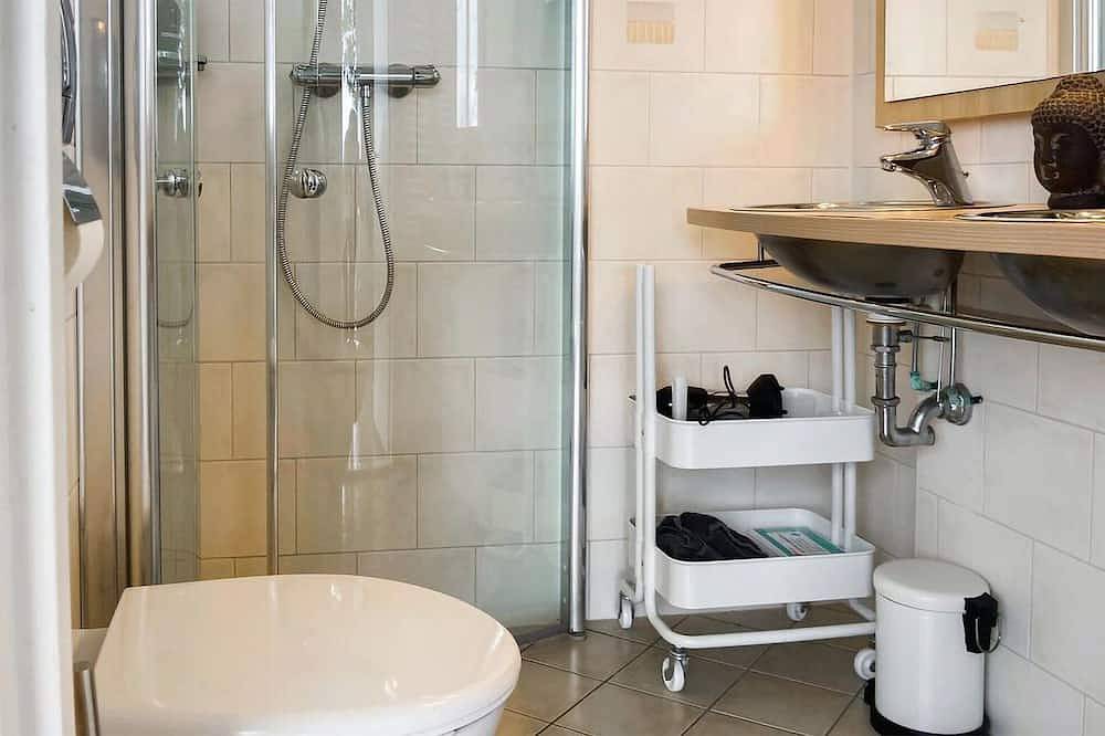 Schönes Haus mit 2 Schlafzimmern in. in Reeuwijk, Groene Hart