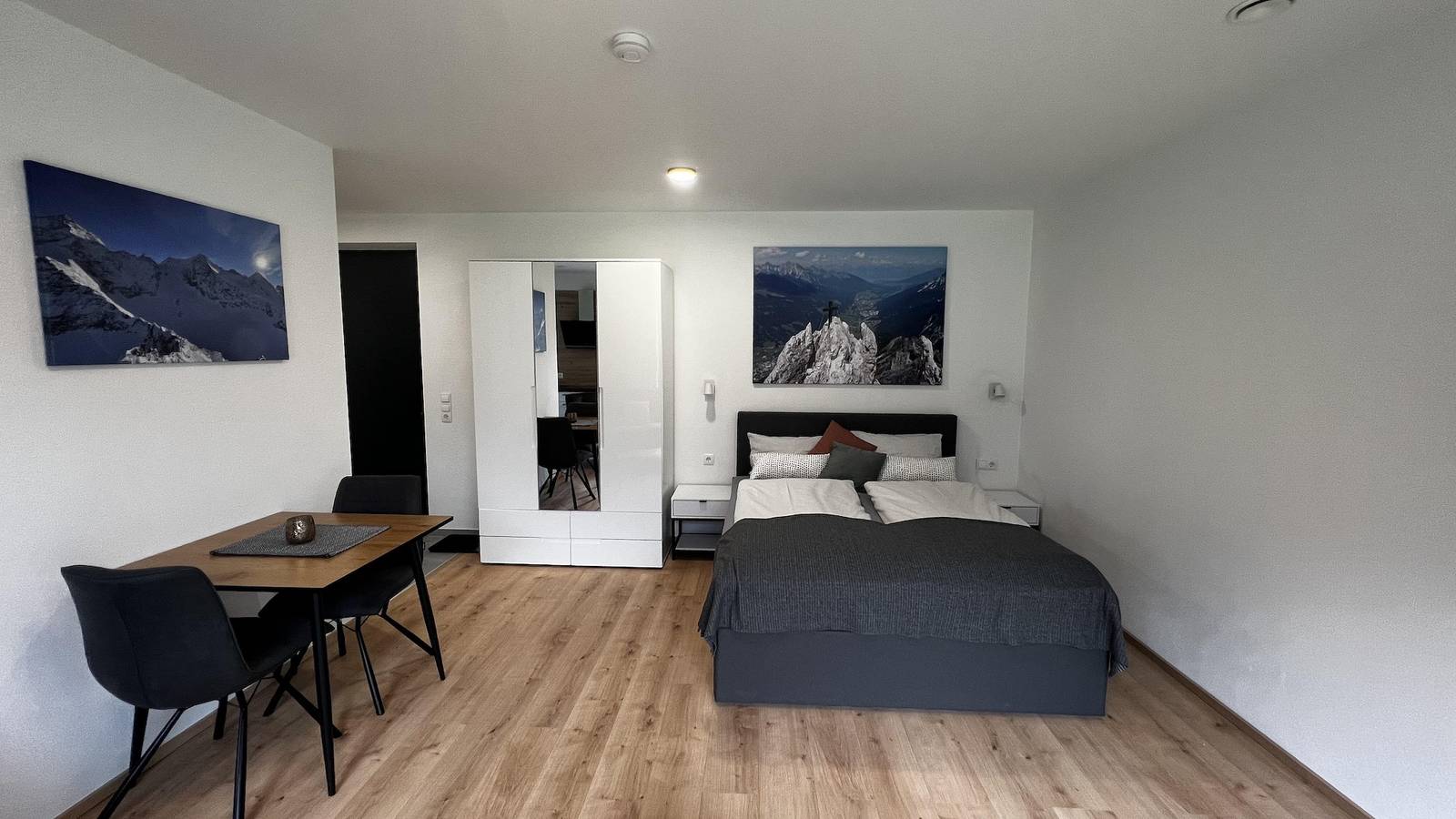 Ganze Ferienwohnung, Studio 11 in Neder, Innsbruck und Umgebung