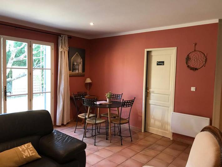 Location de vacances pour 4 personnes, avec piscine et jardin à Loriol-du-Comtat - 4