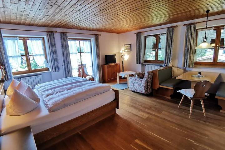 Bauernhof für 4 Personen, mit Garten und Sauna sowie Balkon in Reit im Winkl