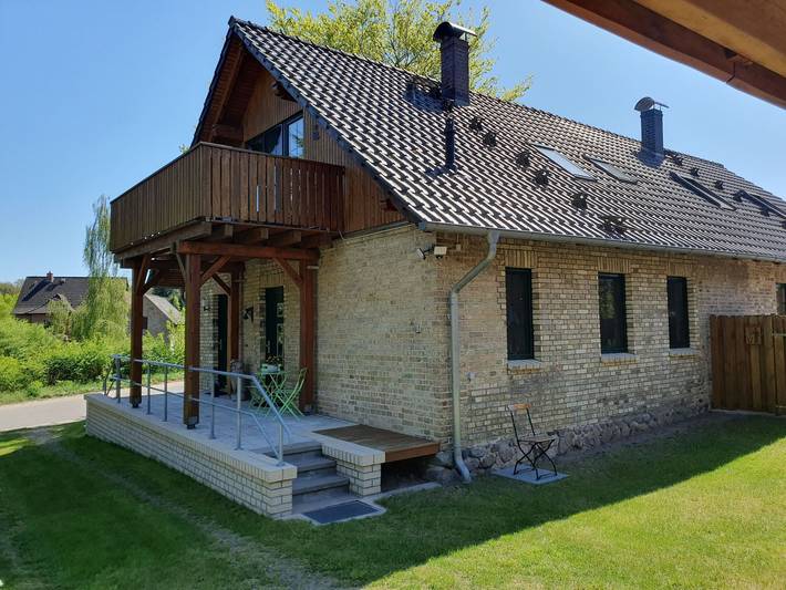 Ferienwohnung für 2 Personen, mit Garten, kinderfreundlich in Jabel