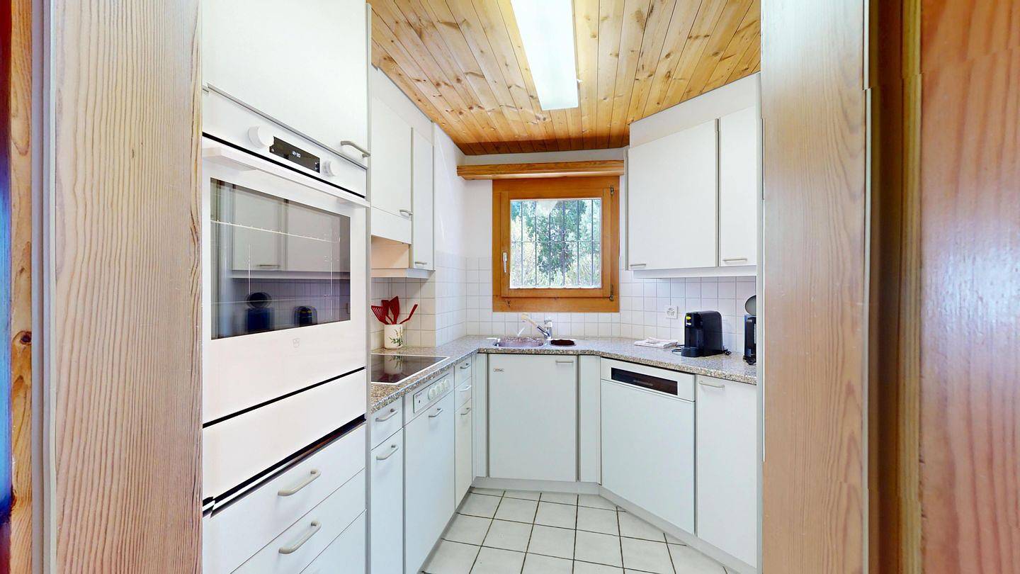 Ganze Wohnung, Ferienwohnung in Bever mit Terrasse, Bergblick & Garage für 6 Gäste in Spinas, Bever
