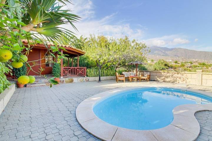 Casa rural para 6 personas, con Jardín