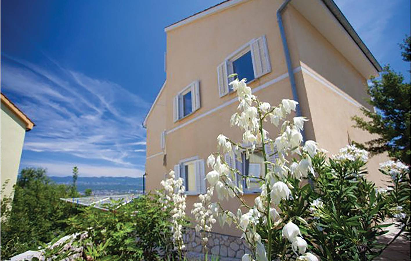 Ganze Ferienwohnung, Ferienwohnung für 4 Personen mit Terrasse in Cizici, Krk