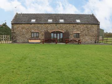Cottage for 14 People in Peak District, Midlands, Photo 3