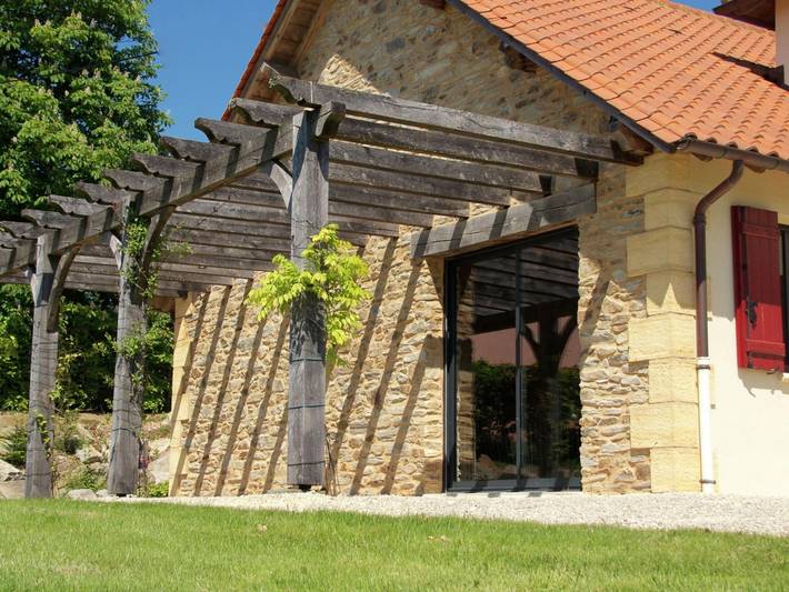 Location de vacances pour 10 personnes, avec piscine et jardin à Saint-Médard-d'Excideuil - 4