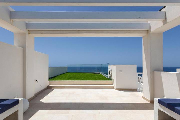 Villa pour 8 personnes, avec piscine et vue ainsi que jardin et terrasse dans Santa Maria di Leuca - 2