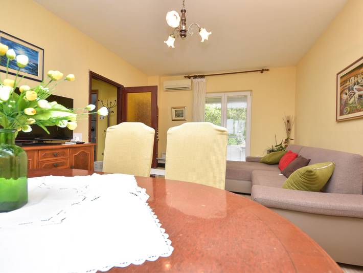 Ferienhaus mit Meerblick für 6 Personen, mit Terrasse in Kroatien - 3