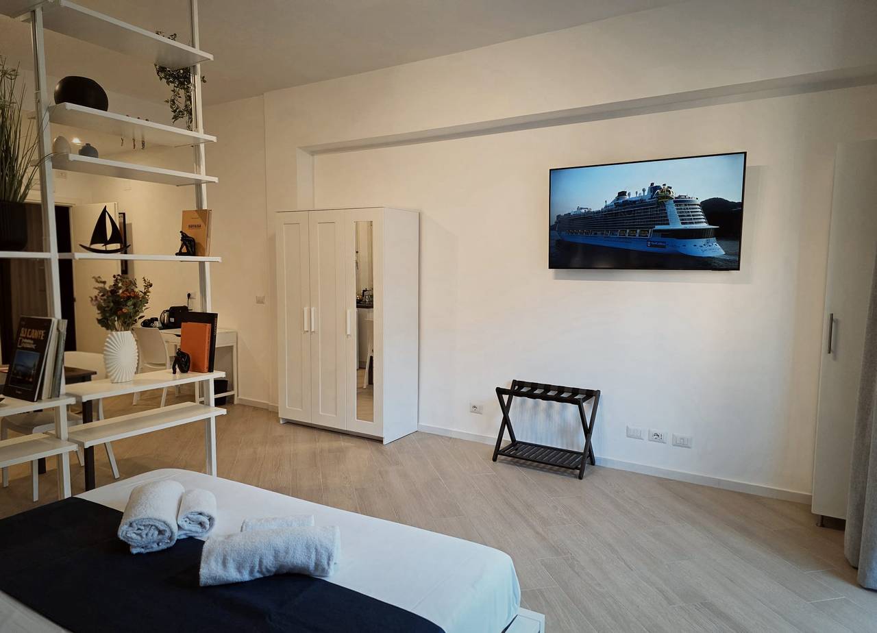 Ganze Wohnung, Townhouse 41 - Trieste - by Be Your Home in Civitavecchia, Rom Provinz