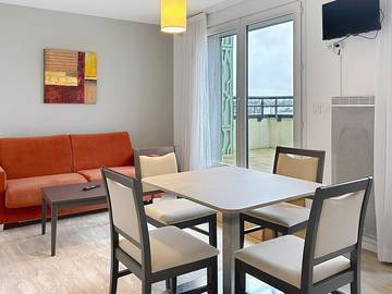 Camping pour 4 Personnes dans Rouen, Région de Rouen, Photo 1