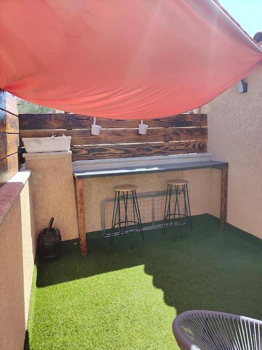 Gîte pour 2 personnes, avec terrasse et jacuzzi à Lachapelle-sous-Aubenas - 4