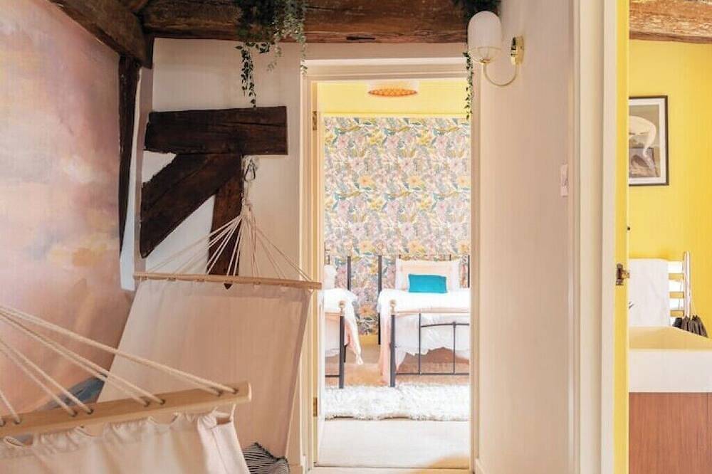 Ganze Wohnung, Unique Exclusive Historical 16th Cent. Central St Albans Apt  8 min train London in Hertfordshire
