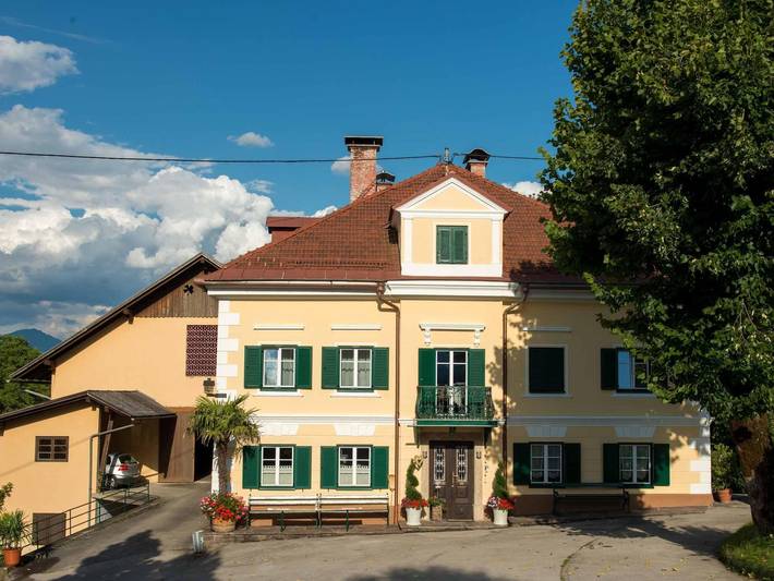 Ferienwohnung für 10 Personen, mit Terrasse und Garten in Greifenburg