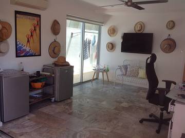 Holiday Home for 4 People in Cairns North, Cairns, Photo 4