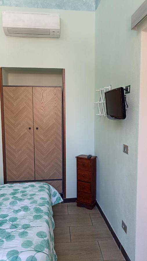 Chambre d’hôte pour 3 personnes, avec vue à Noli - 4