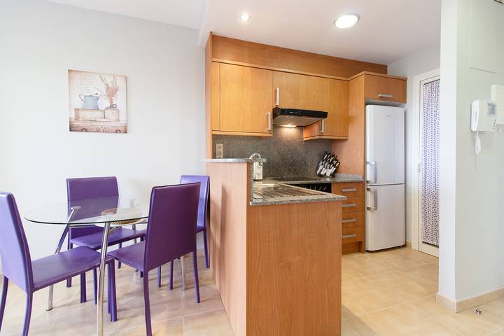 Ganze Wohnung, Global Vacacional: Apartamento con terraza y piscina en la playa de Canet in Canet d'En Berenguer, Costa de Valencia