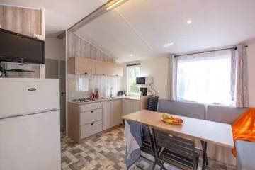 Location De Vacances pour 8 Personnes dans Château-d'Olonne, Les Sables-d'Olonne, Photo 4