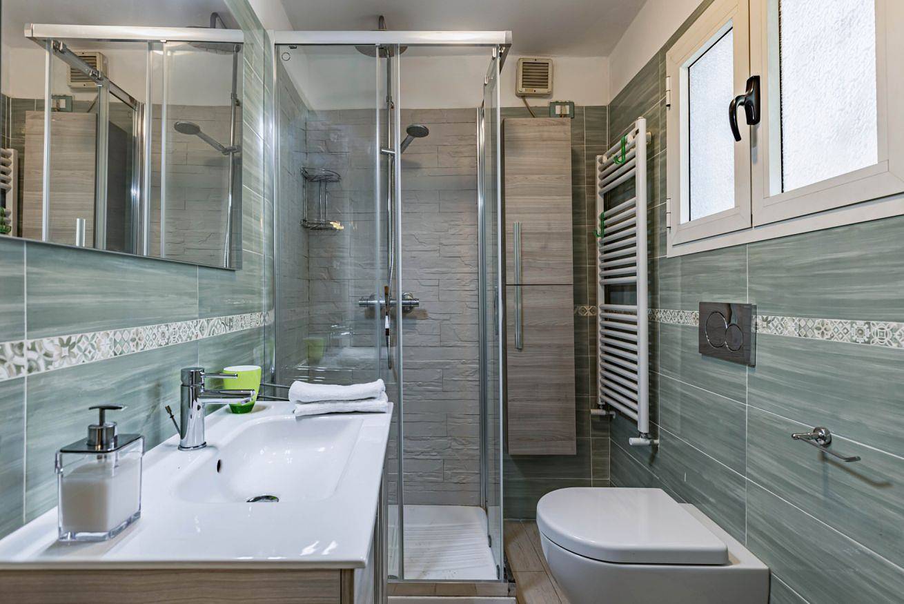 Entire apartment, Comfy Apartment near the Pisa Tower x4 in Pisa, Italian Riviera