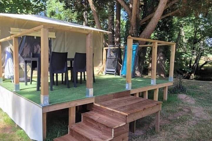 Mobil home pour 5 personnes à Le Change