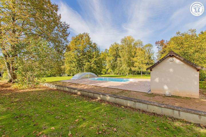Gîte für 15 Personen, mit Pool und Garten sowie Terrasse, mit Haustier in Burgund - 4