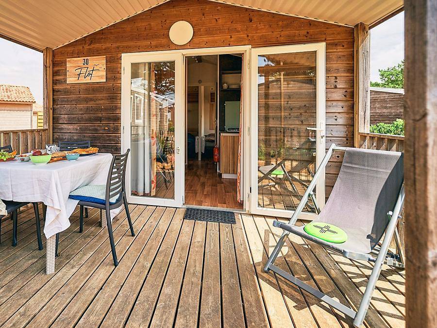 Camping Le Bellevue - Mobile home 4 persons - Mobile-home Confort + - 22 m² - 2 bedrooms in La Tranche-sur-Mer, Vendée