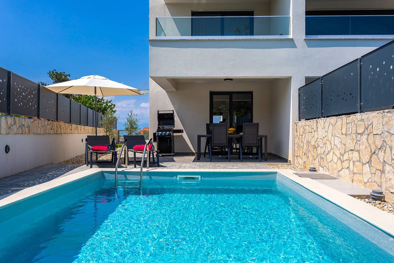 Villa Larus mit privatem Pool in Milcetici, Krk