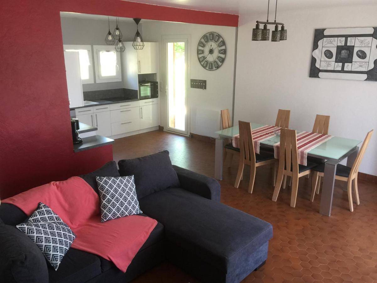 Two-Bedroom House in Le Crestet, Région de Tournon-sur-Rhône