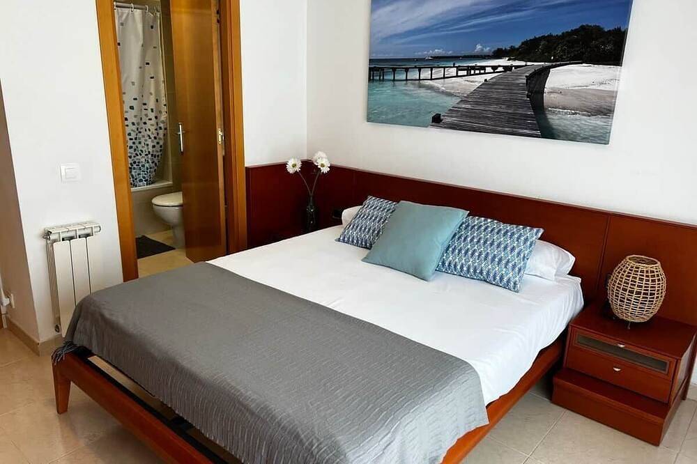 La Mota Beach House con piscina y barbacoa in Platja de la Mota de Sant Pere (Cubelles), Cubellas
