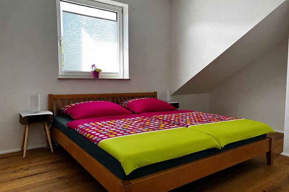 Ganze Wohnung, Neue Ferienwohnung im Oberen Schlichemtal mit tollem Ausblick in Hausen am Tann, Albsteig Etappe 14