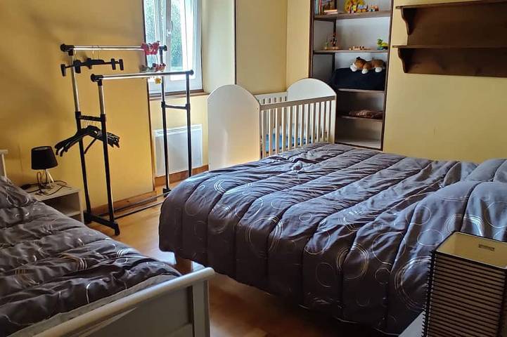 Location de vacances pour 8 personnes, avec terrasse et jardin, animaux acceptés à Thevet-Saint-Julien - 3