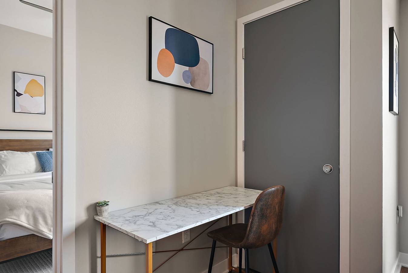 Entire apartment, Cozysuites in Marquee 1Br Queen with pool gym in Minneapolis, Twin Cities