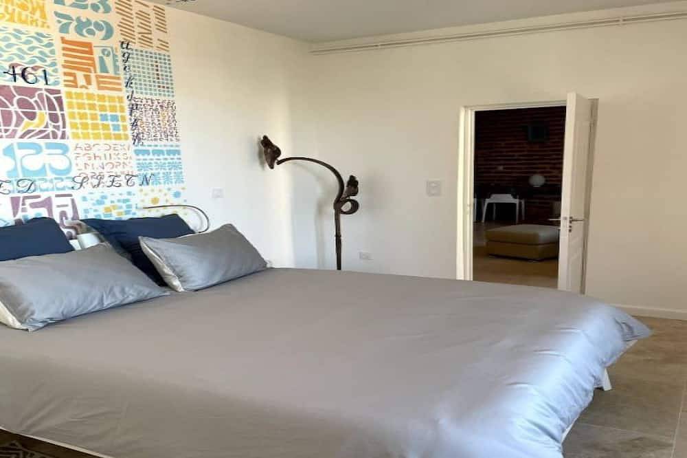 Appartement entier, Beautiful apartment in the historic center, bright, quiet. in Cahors, Quercy