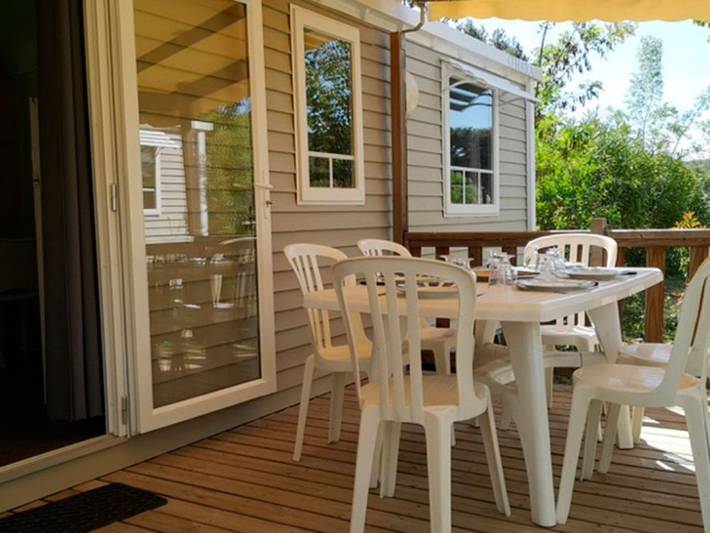 Mobil home pour 2 personnes, avec terrasse et piscine à Collias - 3