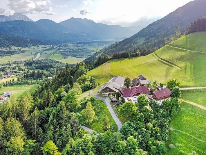 Vakantieappartement voor 4 personen, with Balkon and Terras as well as Tuin in Karinthië