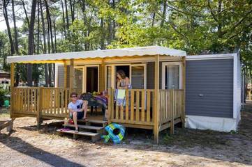 Camping für 4 Personen, mit Pool und Kinderpool in Seignosse