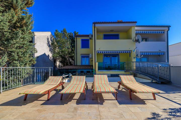 Apartament wakacyjny dla 4 osób w Klenovica