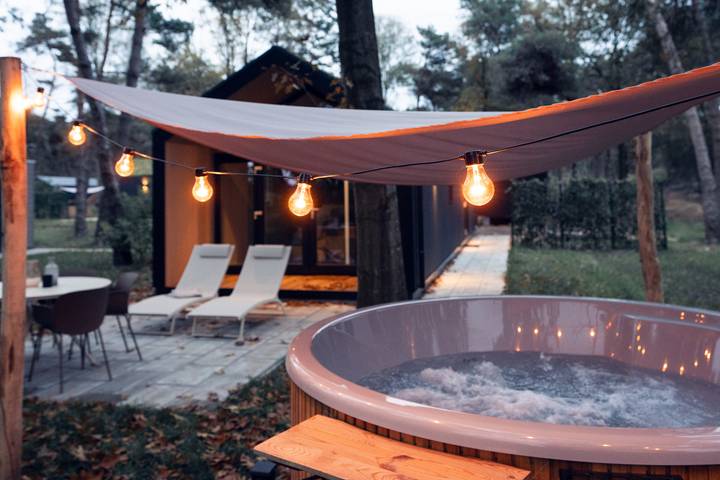 Chalet voor 4 personen, with Whirlpool and Terras as well as Tuin in Twente