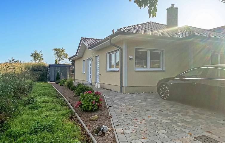 Ferienhaus für 4 Personen, mit Terrasse und Garten in Mahlzow - 3