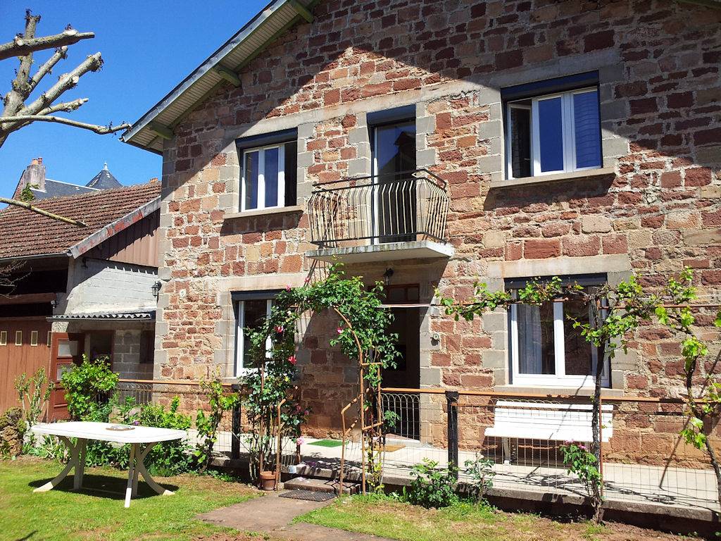 Gîte du Mansois, le calme à la campagne pour 6 à 8 pers in Clairvaux-d'Aveyron, Massif central