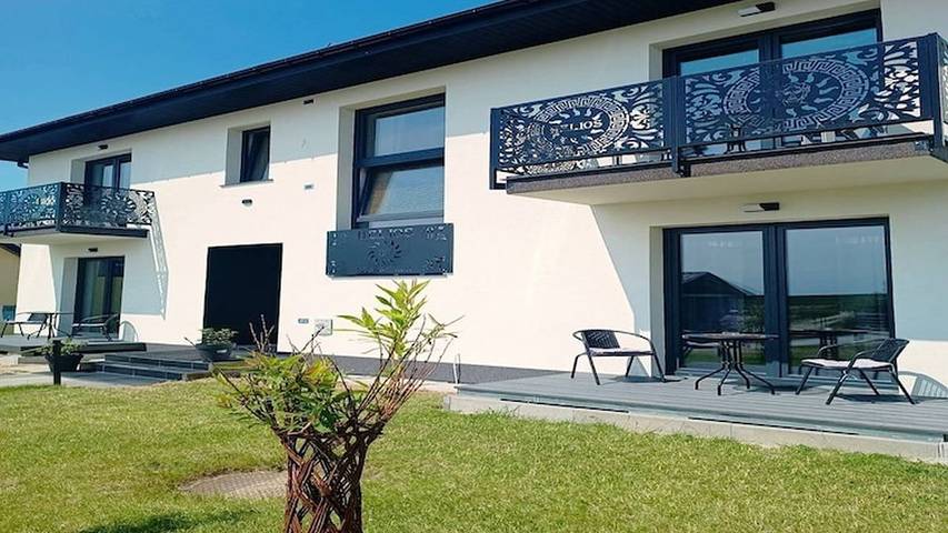 Apartament wakacyjny dla 4 osób, z ogród w Mielenko