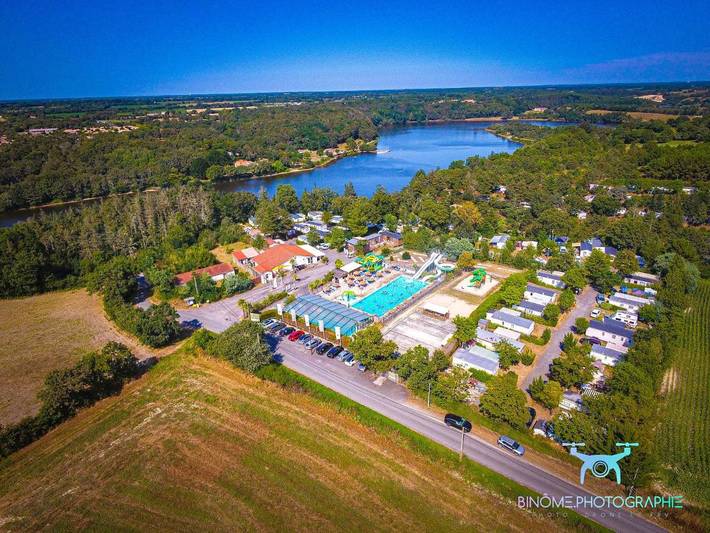 Camping pour 6 personnes, avec piscine, animaux acceptés