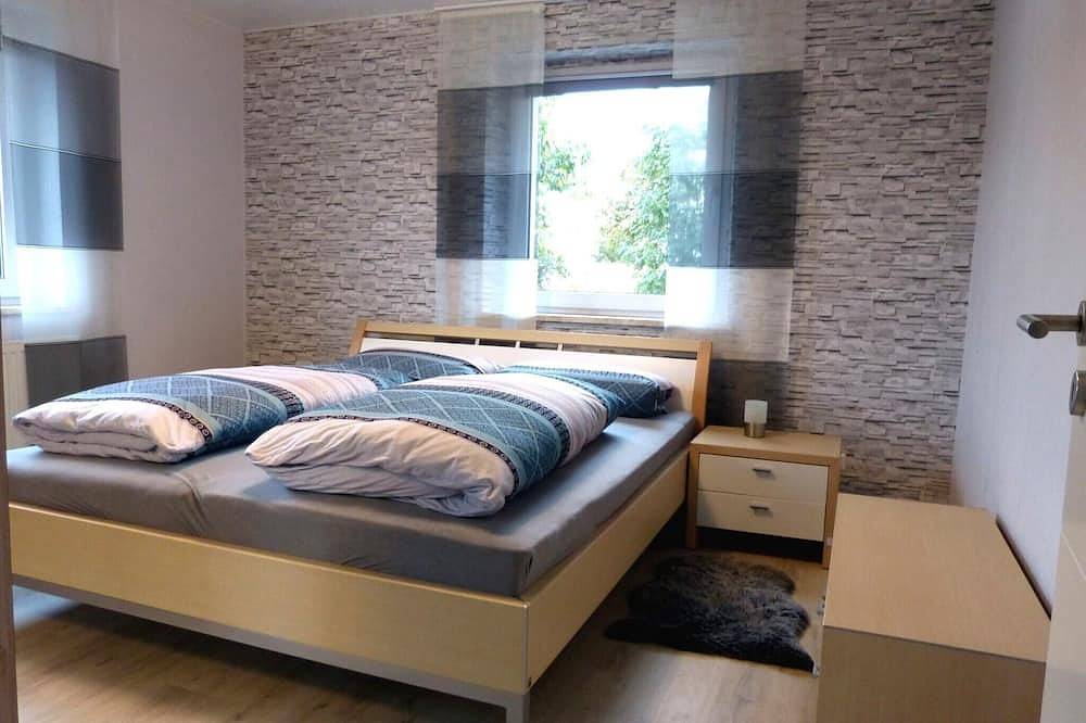 Ganze Wohnung, Neue Ferienwohnung (2019) (55qm) für 2 Personen mit Grillmöglichkeit in Königstein (Bayern), Ostbayern