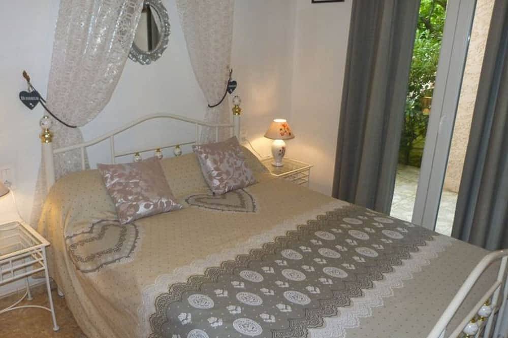 F3 House with garden, terrace, parking, Wifi, pets allowed - Céret in Céret, Céret region