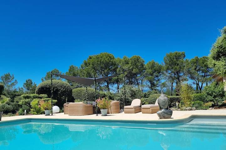 Maison de vacances pour 4 personnes, avec terrasse et jardin à Les Arcs (Var)